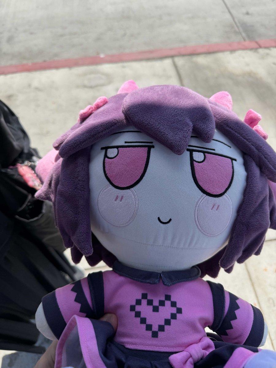 8jumpsofhell's tweet photo. today she watched the tadc movie https://t.co/GOy3gq6jUw