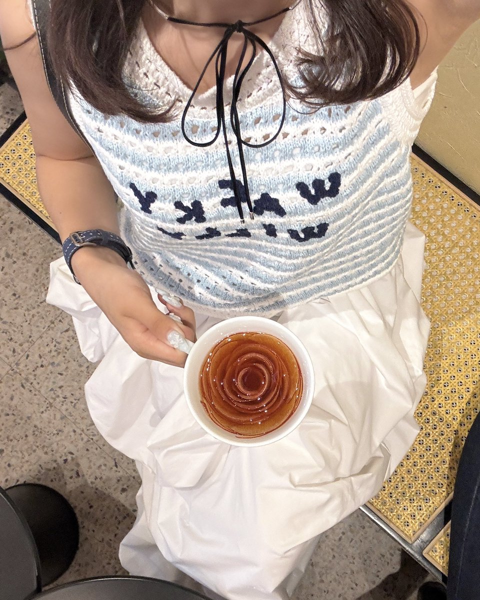 s________ma's tweet photo. 新大久保にある穴場カフェ🥀🫖✨️ https://t.co/LZBJAgp7aS