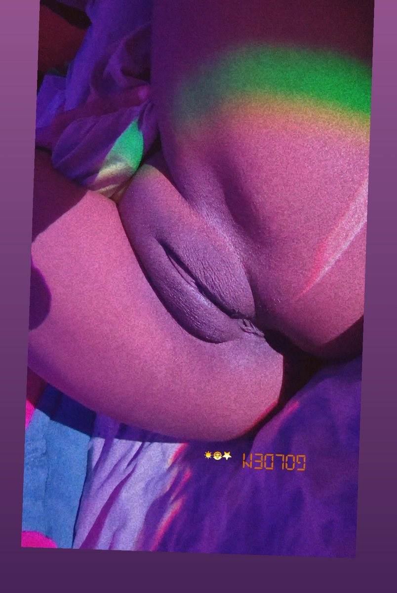 destinyamoure's tweet photo. Big mama 😛😛 https://t.co/KricFLEERq