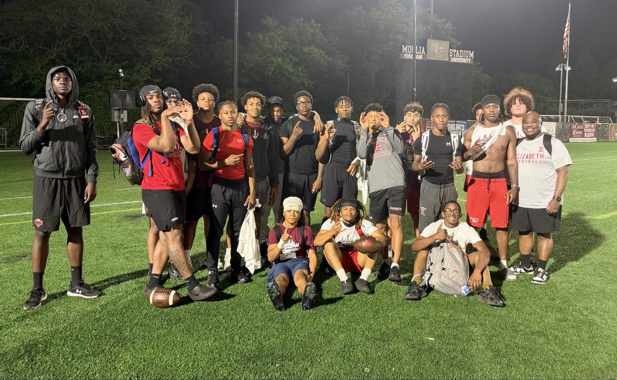 CoachKline199's tweet photo. Another great day with the boys! @EHSMinutemenFB @FORDHAMFOOTBALL @CoachJ5Thomas https://t.co/kQWbU24llg