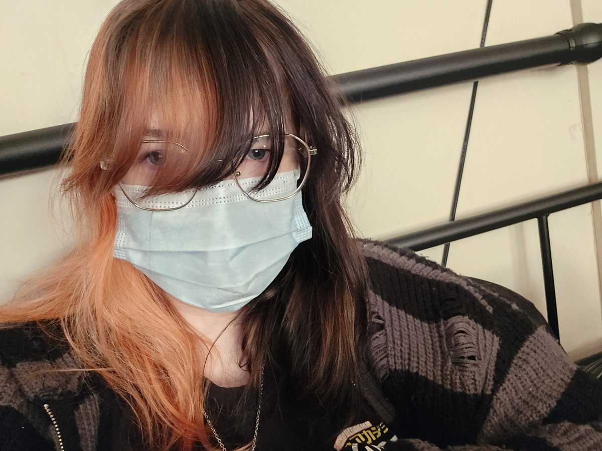 Nik0sFallen's tweet photo. Semi face reveal but also I think i look like a baddie in the second so im making it my pfp in a sec https://t.co/dAzhfW8lB3