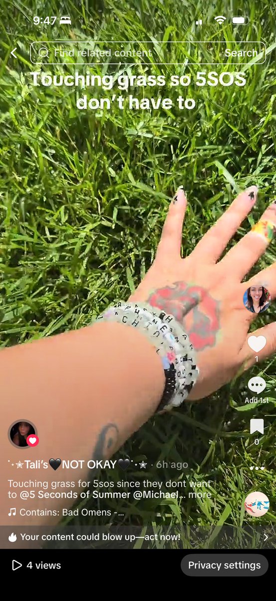 mashtonsspark's tweet photo. Me: post about Ashton keeping a secret and not elaborating (Him drumming ELA) 
Ashton: post a tease ELA drop
Me: post a video touching grass bc 5SOS won’t
Ashton: 2 hours later post a video of him touching grass 
SIR WHAT THE ACTUAL HELL IF YOU’RE LURKING JUST SAY HI ALREADY!! https://t.co/PJgbE5yKKy