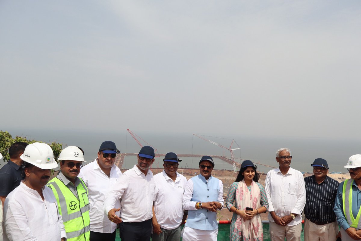 GreenkoIndia's tweet photo. Neemuch Poised to Anchor Madhya Pradesh’s Green Energy Future! 

Madhya Pradesh Renewable Energy Minister Shri @RakeshShukla_12 Ji visited the under-construction 1920 MW Greenko Pumped Hydro Storage Project at Khimla village in Rampura Tehsil, Neemuch District on June 4th.neem https://t.co/HRDwkiLRv8