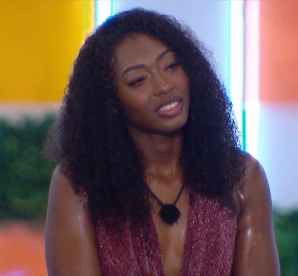 👩🏿‍💻~ is Watching loveisland tweet media