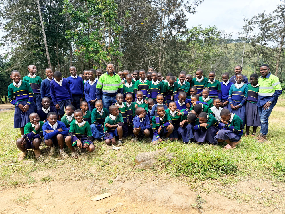 EcoGraf's tweet photo. On #WorldEnvironmentDay @EcoGraf &amp; Duma TanzGraphite are supporting environmental awareness in #Tanzania. Through school outreach programs around #Epanko, we're strengthening environmental clubs, promoting climate action and responsible waste management for a sustainable future🌱 https://t.co/ahxylTPGDn