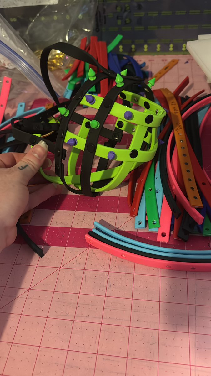 SoftPauxs's tweet photo. Making more spiked versions of the pup muzzles! https://t.co/5dSShZv5mk