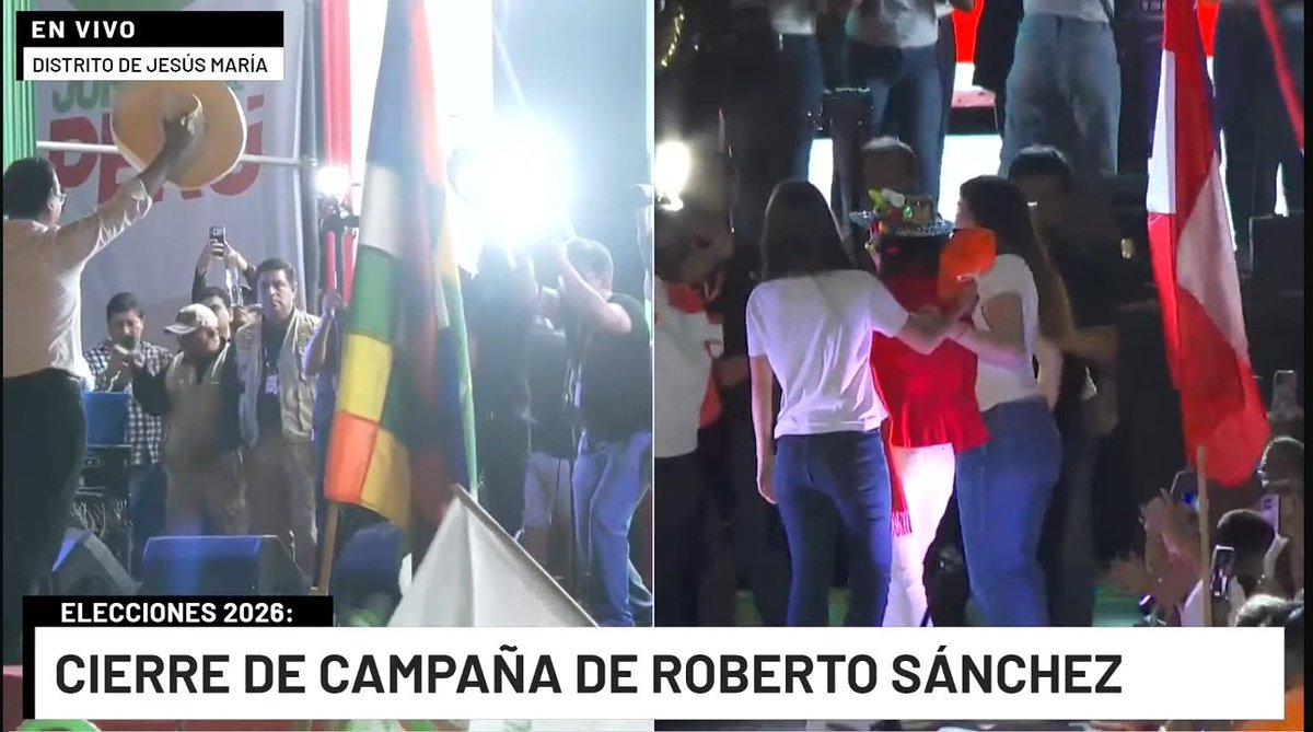 IzquierdaPe's tweet photo. Qué gran diferencia: 
En el mitin de Sánchez un mantel de chifa; en el mitin de Keiko la bandera peruana. https://t.co/Ilv3O4rml4