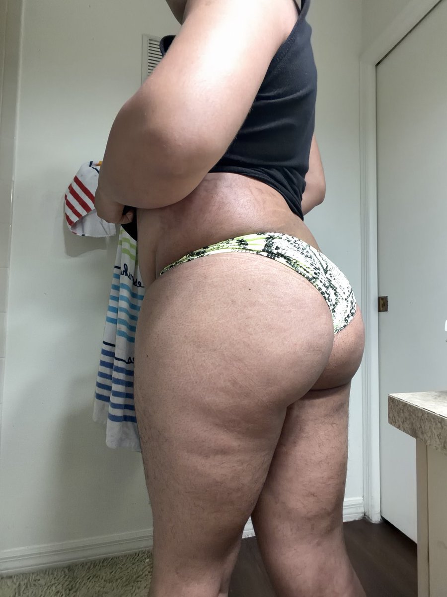 mains1utenergy's tweet photo. idk why str8 guys daily that my butt looks like a girl https://t.co/JWX6qua8lY