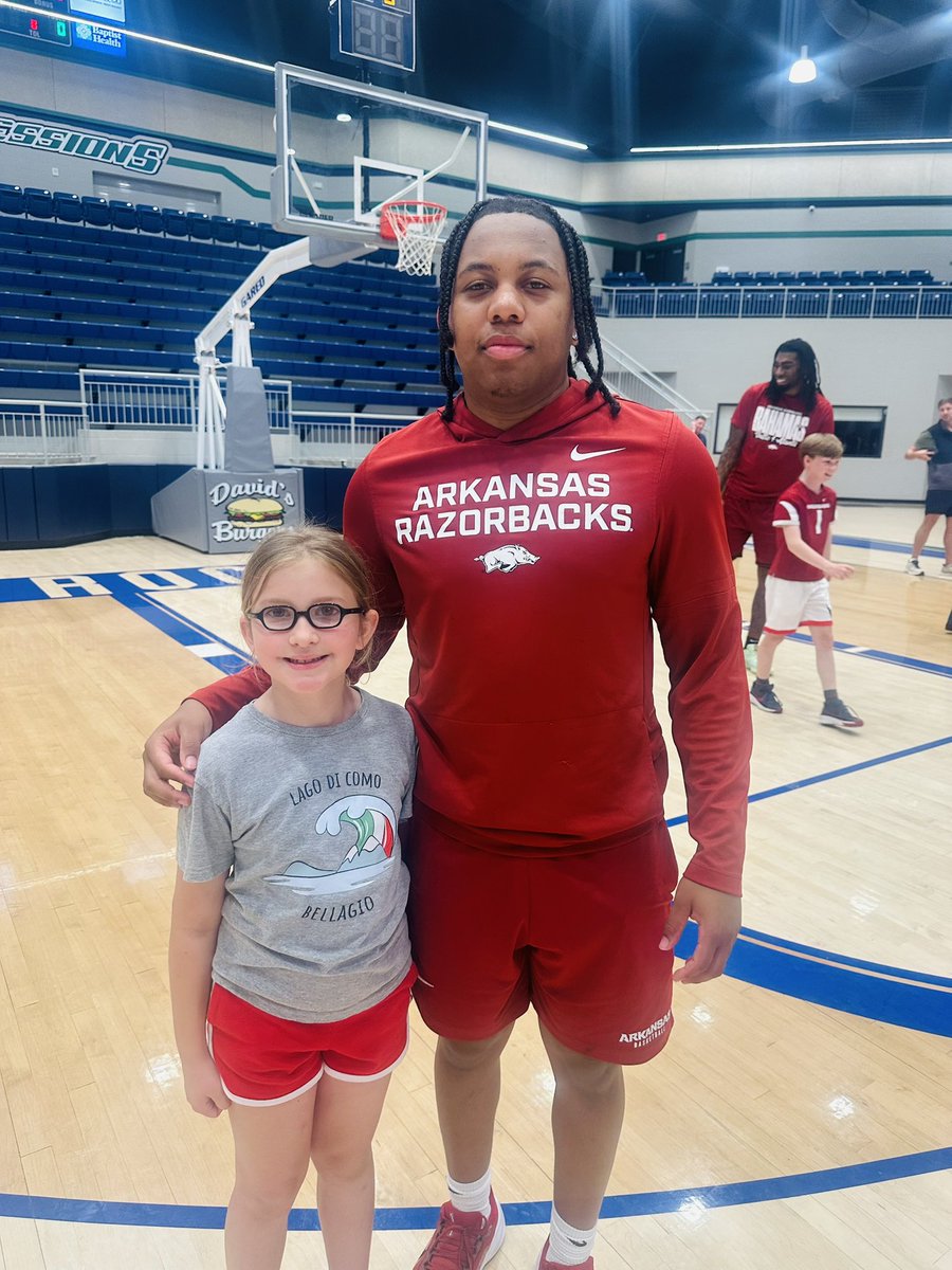 LeslieRutledge's tweet photo. Thank you to @CoachCalArk and @RazorbackMBB for taking your basketball camps across the state and setting a good example for Arkansas kids! WPS!🏀🐗 https://t.co/bIFaZoIgCD