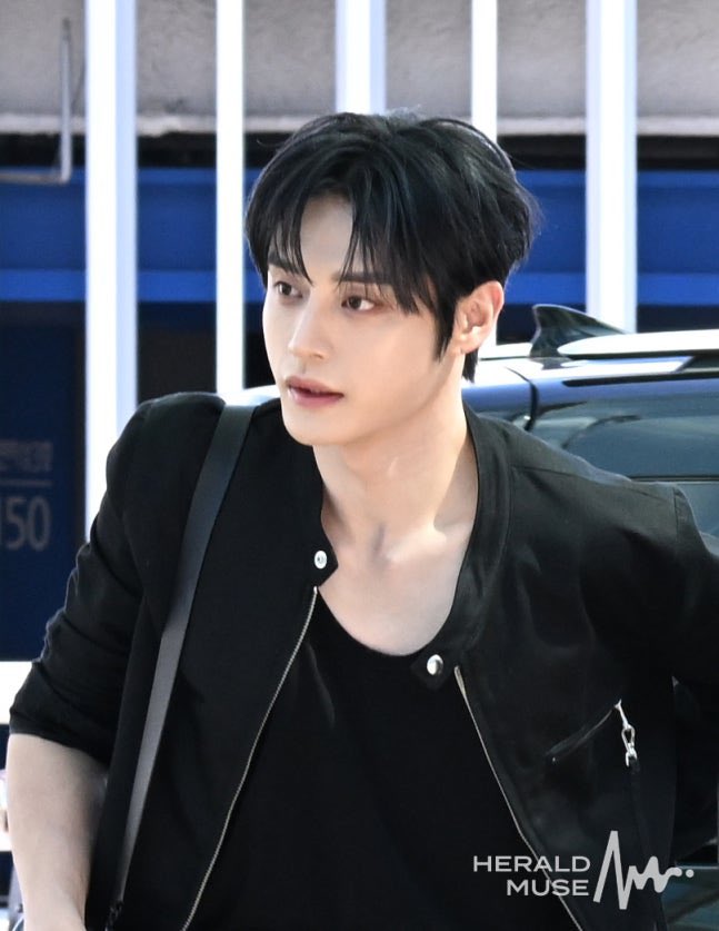 📰 ARTICLE | 260605 Kim Jiwoong Airport Departure for China
