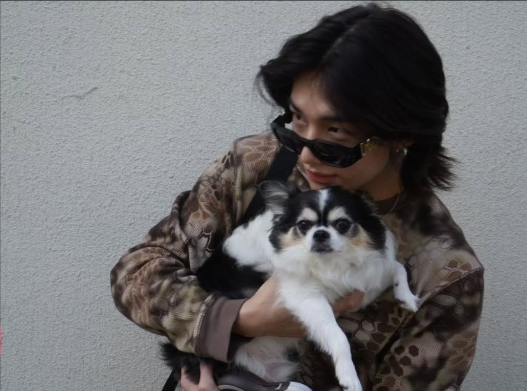 kyosmuse's tweet photo. these two divas https://t.co/2nkpoQklqO