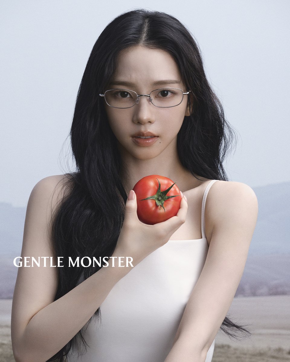 _GentleMonster_'s tweet photo. 2026 Veggie Collection🍅 is available now.

Campaign featuring Karina of Aespa, photographed by Dorothea Sing Zhang

Experience the collection online at https://t.co/agdOjxv5tz and across our international stores—including 7 worldwide pop-ups:

GENTLE MONSTER LA POP-UP
8626 Melrose Ave, West Hollywood, CA 90069
Opening on June 5

HAUS NOWHERE SEOUL
433, Ttukseom-ro, Seongdong-gu, Seoul
Opening on June 5
⁣
HAUS NOWHERE DOSAN
50 Apgujeong-ro 46-gil, Gangnam-gu, Seoul
Opening on June 14

HAUS NOWHERE SHANGHAI
798-812, Middle Huaihai Rd., Huangpu District, Shanghai
Open every day from 10am to 10pm⁣⁣⁣
Opening on June 6
⁣⁣
GENTLE MONSTER BEIJING TAIKOO LI
1F S10-15, 2F S10-23 & 3F S10-32, South Zone, Taikoo Li Sanlitun, 19# Sanlitun Rd, Chaoyang District, Beijing
Opening on June 6

GENTLE MONSTER TOKYO POP-UP
6 Chome 35−6, Yodobashi J6 Building, Jingumae, Shibuya, Tokyo
Opening on June 5

HAUS NOWHERE BANGKOK
ICONSIAM, M21 & Unit 123, 299 Charoen Nakorn Rd, Bangkok 10600
Opening on June 5