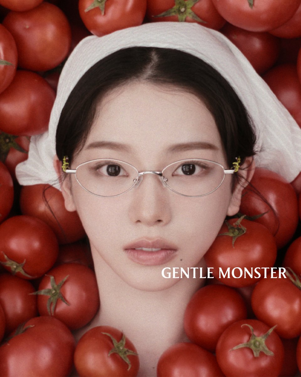 _GentleMonster_'s tweet photo. 2026 Veggie Collection🍅 is available now.

Campaign featuring Karina of Aespa, photographed by Dorothea Sing Zhang

Experience the collection online at https://t.co/agdOjxv5tz and across our international stores—including 7 worldwide pop-ups:

GENTLE MONSTER LA POP-UP
8626 Melrose Ave, West Hollywood, CA 90069
Opening on June 5

HAUS NOWHERE SEOUL
433, Ttukseom-ro, Seongdong-gu, Seoul
Opening on June 5
⁣
HAUS NOWHERE DOSAN
50 Apgujeong-ro 46-gil, Gangnam-gu, Seoul
Opening on June 14

HAUS NOWHERE SHANGHAI
798-812, Middle Huaihai Rd., Huangpu District, Shanghai
Open every day from 10am to 10pm⁣⁣⁣
Opening on June 6
⁣⁣
GENTLE MONSTER BEIJING TAIKOO LI
1F S10-15, 2F S10-23 & 3F S10-32, South Zone, Taikoo Li Sanlitun, 19# Sanlitun Rd, Chaoyang District, Beijing
Opening on June 6

GENTLE MONSTER TOKYO POP-UP
6 Chome 35−6, Yodobashi J6 Building, Jingumae, Shibuya, Tokyo
Opening on June 5

HAUS NOWHERE BANGKOK
ICONSIAM, M21 & Unit 123, 299 Charoen Nakorn Rd, Bangkok 10600
Opening on June 5