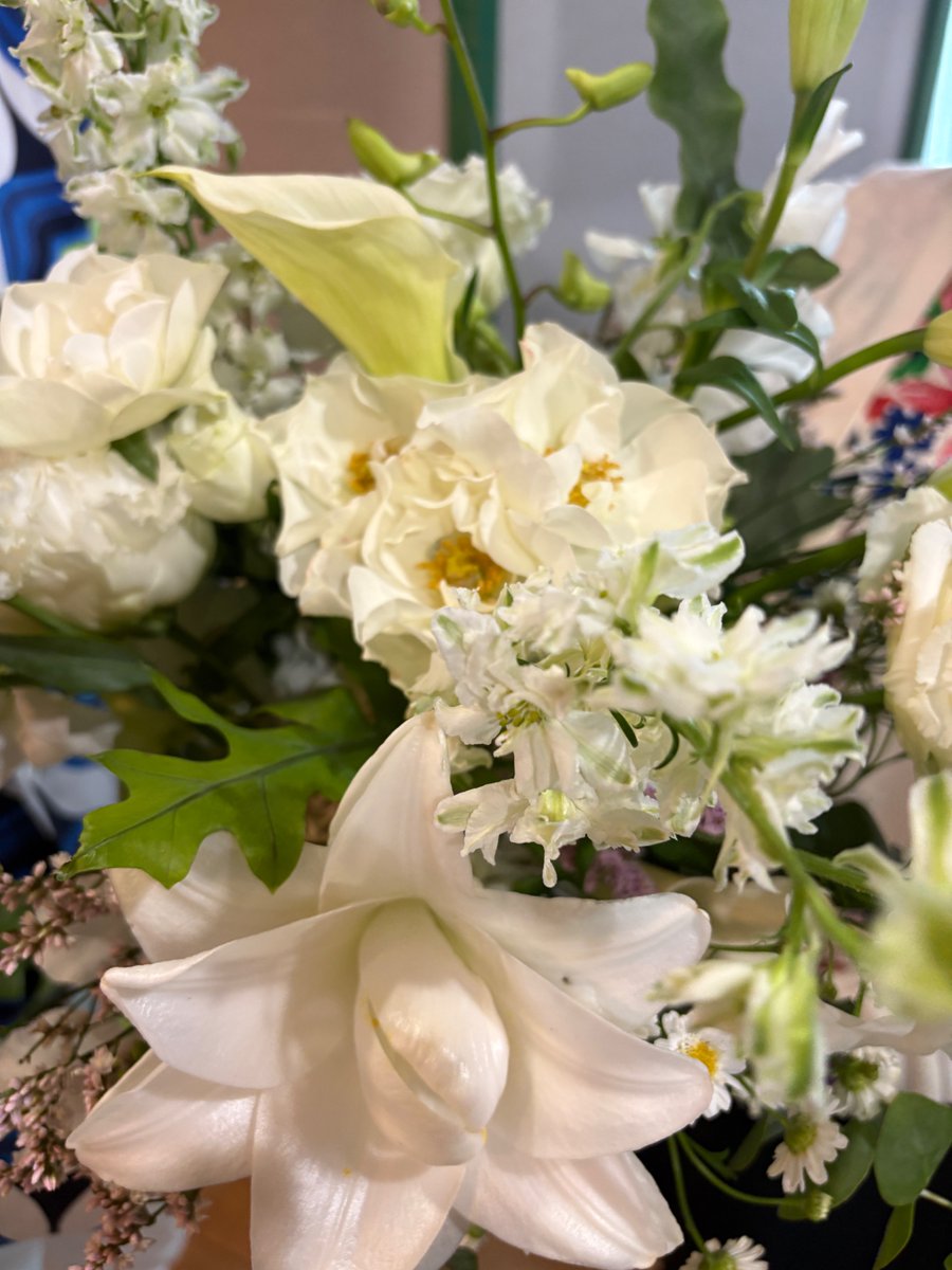 Moveonup825's tweet photo. WEEKEND FLOWER                 
今週のお花はこちらでチェック！                     
 #ノースムーブ #ノースウェーブ
https://t.co/uQ33BF3z3S https://t.co/HqUTGoQWrv