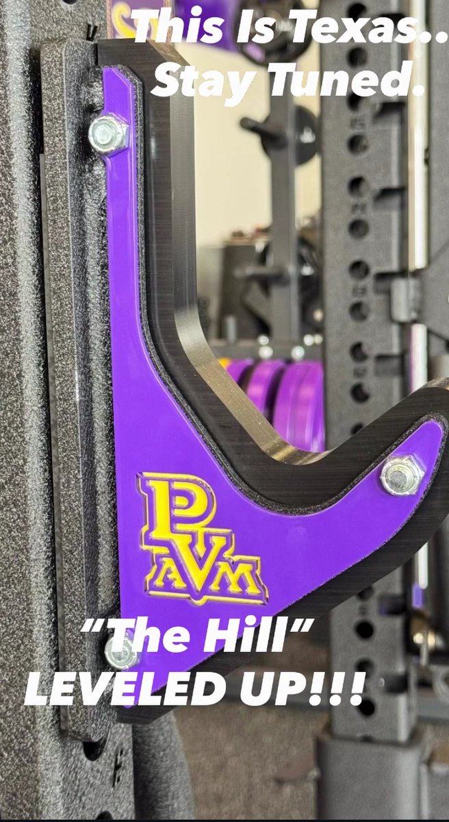 107Panther57195's tweet photo. 👀 https://t.co/u4TVPFWHcX