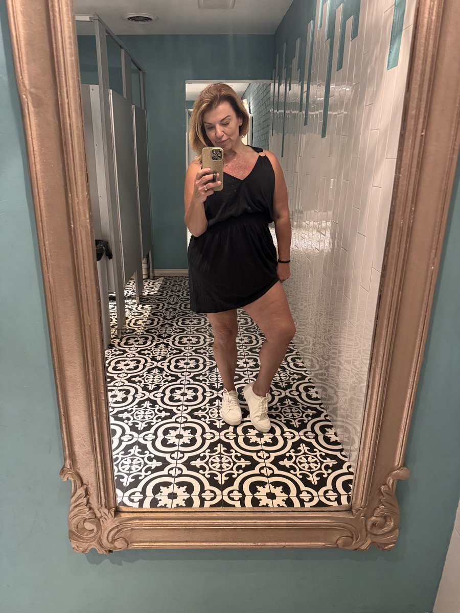 Treasureh68's tweet photo. Naughty is out on the town in OKC … https://t.co/CiZGqhLM1y