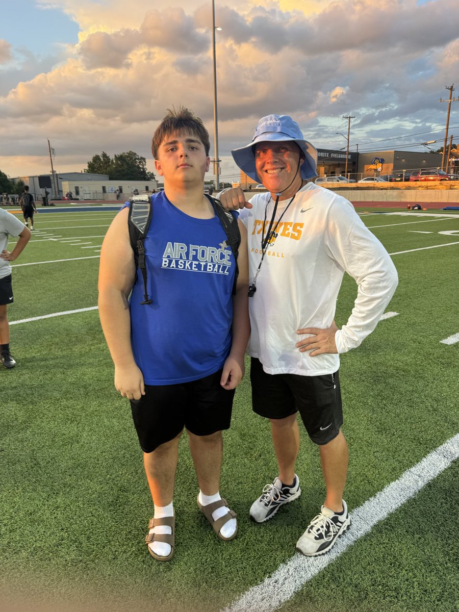 SpartiGraj7's tweet photo. Had a great time competing at @TxWesFootball Camp, Learned a lot from @Coach_Welde and the rest of TxWes Staff. Thanks for having us out!

@DibbleTj @LDBellFootball https://t.co/zfXxvEPhuN