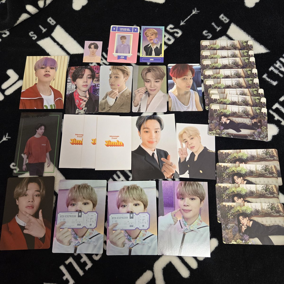 ___haun2's tweet photo. 防弾少年団 BTS 
グッズ トレカ ミニフォト  買取 

譲：  画像　ジミン　ユンギ　テヒョン　ホソク

求 ：  買取  メルカリ

買取してくださる方いましたらお気軽にリプDMください🙇🏻‍♀️
その他各メンバーのグッズも所持してます。気軽にDMリプ下さい。

#BTSグッズ買取 
#BTS買取 
#BTS交換 
#BT21買取 https://t.co/RcY8rKWmDy