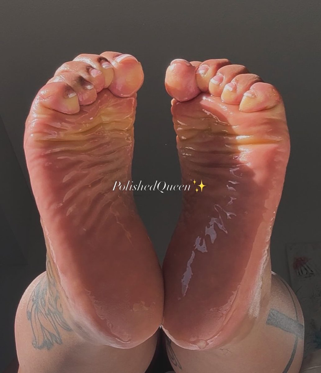PolishedQueen_'s tweet photo. @HSoless @sexoyfetiches Wrinklyyyyy 👣🫠 https://t.co/ZxRCozBQ8p