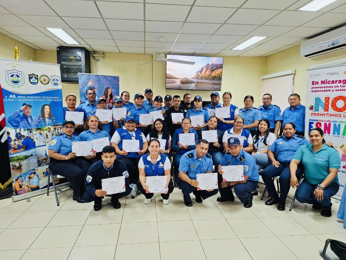 InturLeon's tweet photo. INTUR, en coordinación con el Ministerio del Interior, la Policía Nacional y MIFAM, desarrollamos hoy jueves 04 de junio el Taller de Prevención de la ESNNA en Viajes y Turismo, fortaleciendo las capacidades del sector turístico para prevenir, detectar y denunciar este delito. 🤝 https://t.co/vANGiTyonX