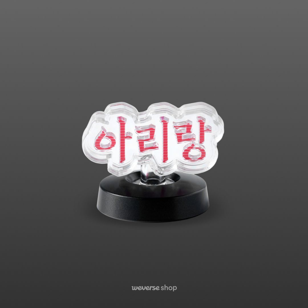 weverseshop's tweet photo. ✨BTS OFFICIAL LIGHT STICK VER.4 Parts (Tour Korean Ver.)✨

BTS WORLD TOUR 'ARIRANG'을 기념하는 BTS OFFICIAL LIGHT STICK VER.4 상단부에 탈부착 가능한 파츠를 만나보세요!
투어 전용 파츠와 함께 BTS WORLD TOUR 'ARIRANG'의 여정을 함께해 보세요!

📅 판매 일시 : 6월 5일(금) 11 AM ~ 재고 소진 시 (KST)

🛒 #WeverseShop : https://t.co/4OJo7hYWZB

#BTS (@bts_bighit) #방탄소년단 #BTS_ARIRANG
#위버스 #Weverse