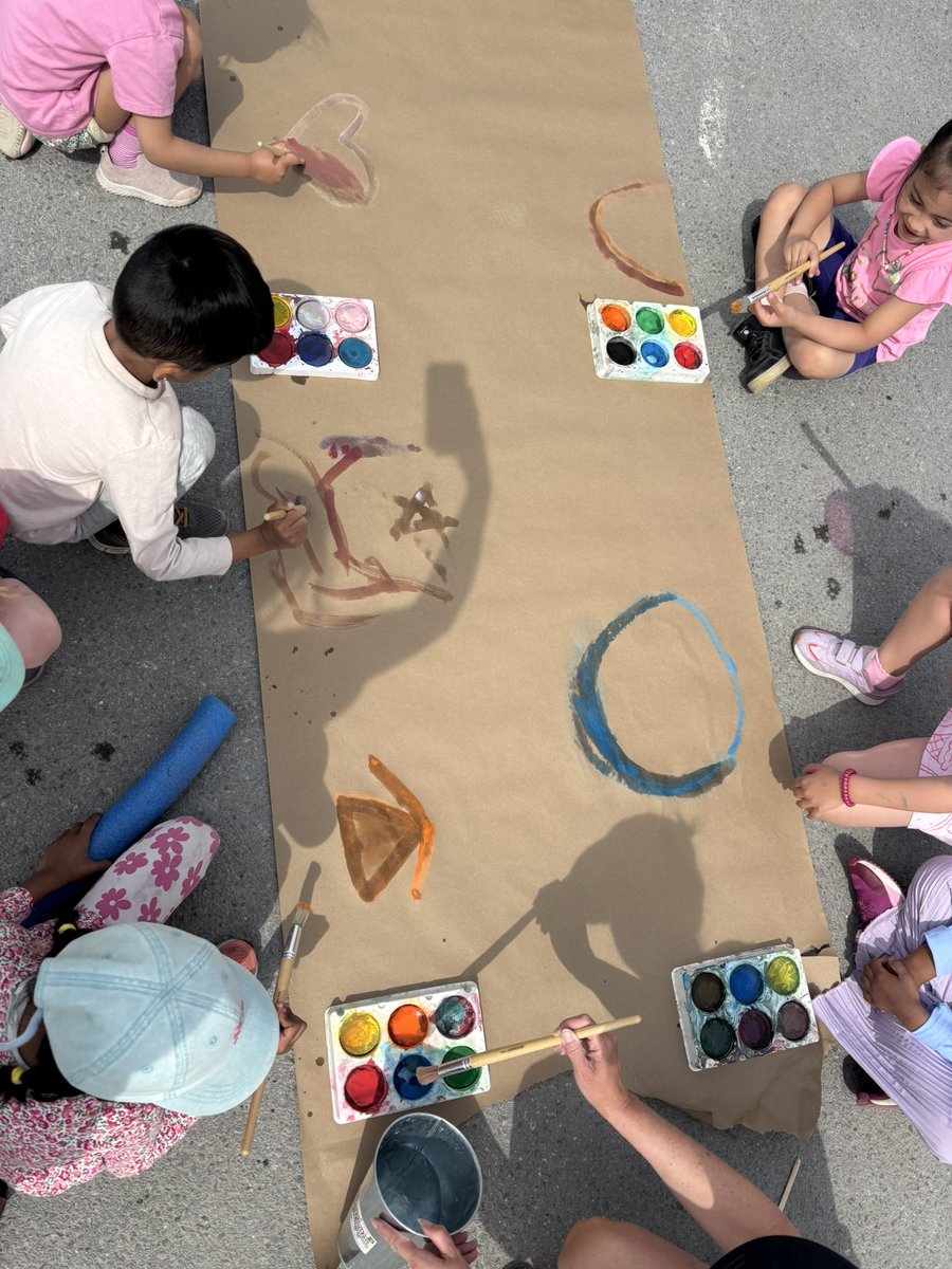 allisapowney's tweet photo. After a long winter, it feels so great taking our centres outdoors! โ๏ธ๐จ Kindergarten artists worked together to create beautiful murals filled with creativity, teamwork, and colour. #OCSB #KindergartenLearning #ocsbart @BernadetteOCSB https://t.co/lDJAlFkZRP