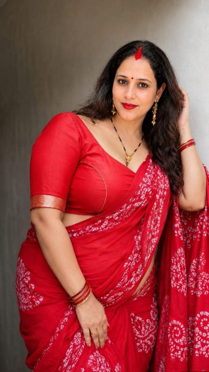 loveannusingh's tweet photo. ज़िंदगी के सफ़र में भीड़ की चाहत किसे है,
💋💋💋💋💋💋💋💋 https://t.co/Hd9bWReHFb