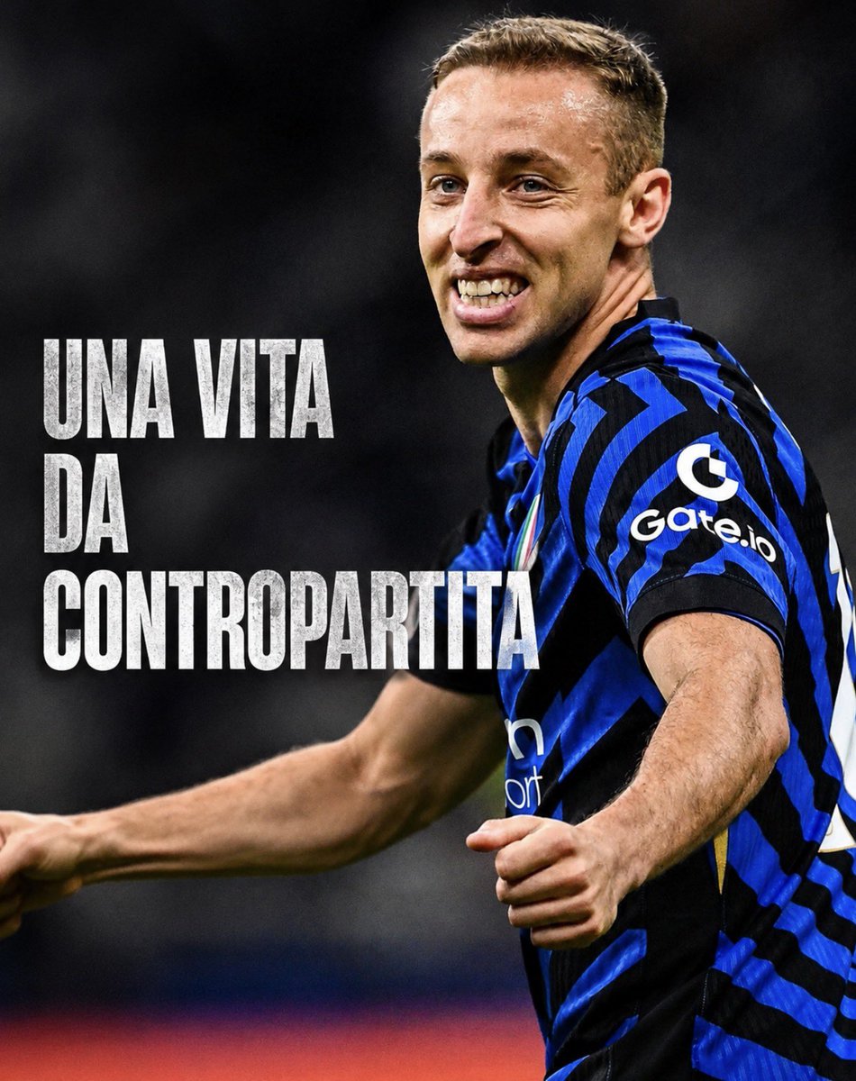 OrsoLeft's tweet photo. @forzaroma https://t.co/N5F4WFfX25
