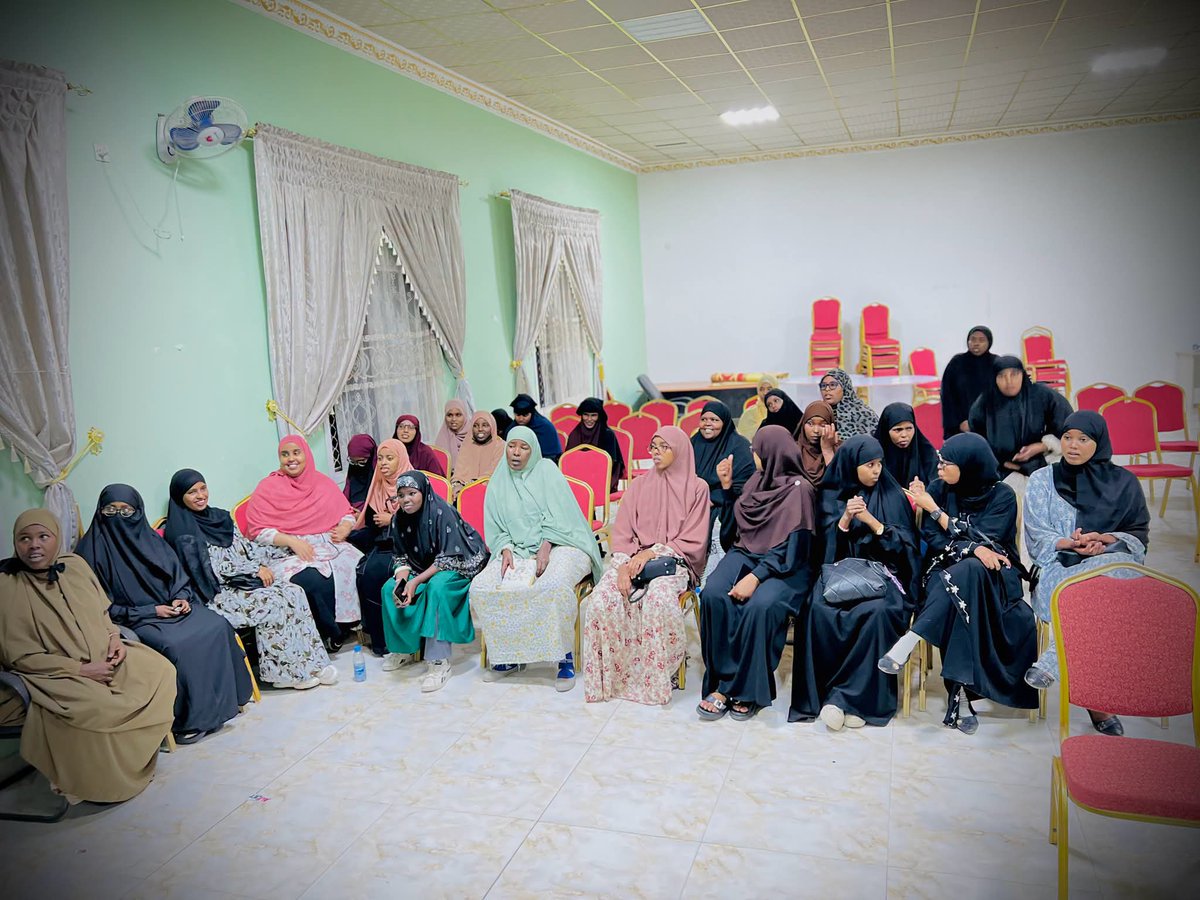 NuurPolitical's tweet photo. The Ministry of Religious Affairs and Endowments of the Republic of Somaliland, in collaboration with the National Youth Umbrella Organization (SONYO) and the Somaliland Deaf Association, organized a religious session for a number of hearing-impaired youth. https://t.co/21k01Dy3O3