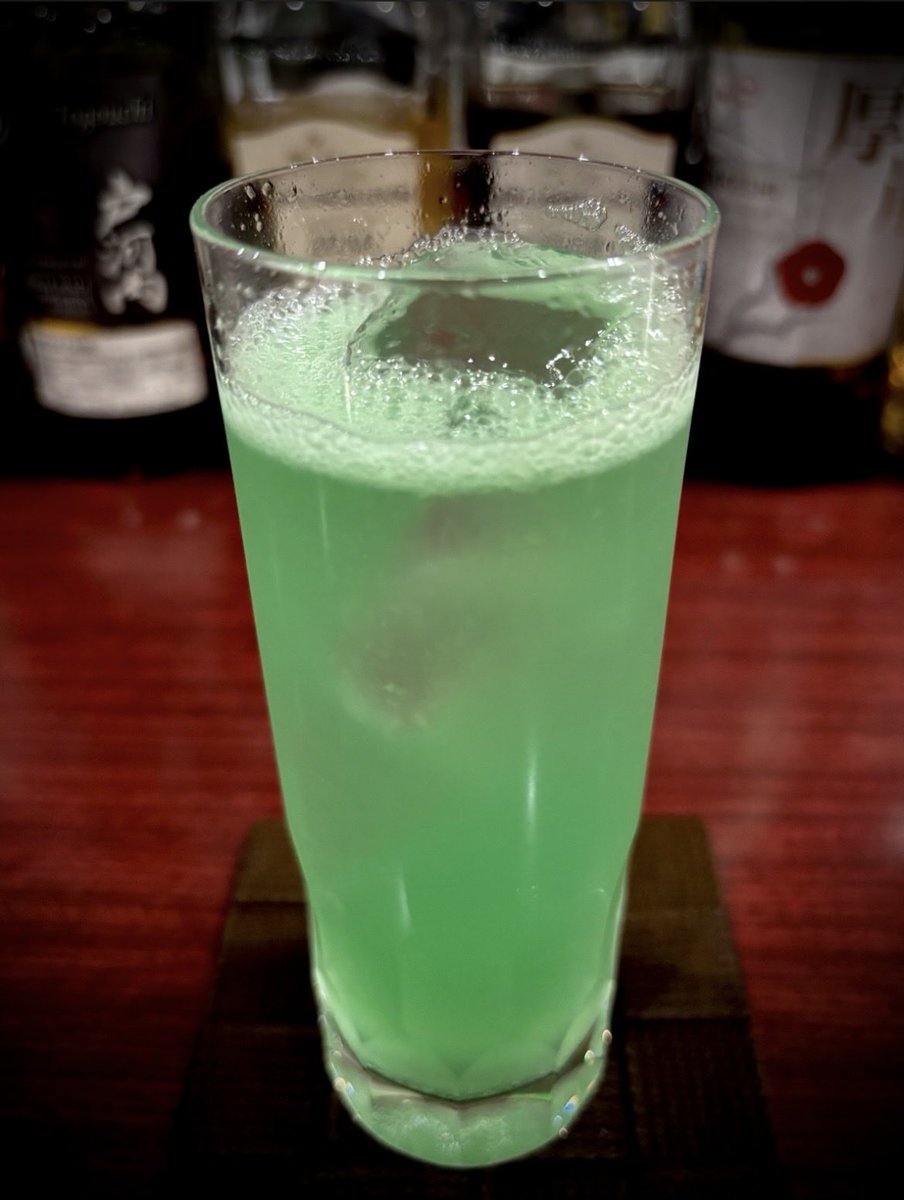 BARPEAT_1999's tweet photo. 夏のオリジナルカクテル
〈藪知らず〉

ネーミングは八幡の名所よりいただきました。

BAR PEAT
17:00〜翌2:00

#barpeat #本八幡 #市川 #総武線 #薮知らず https://t.co/BKizeLB9zq