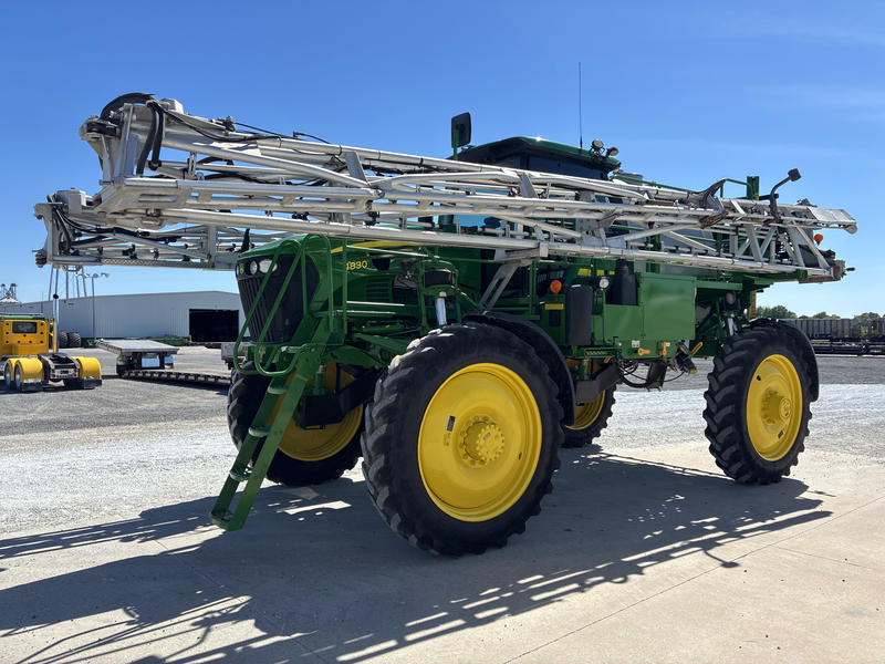 Mowrey_Auction's tweet photo. 2012 John Deere 4830 Sprayer, 120' Aluminum Boom, 1000 Gallon Stainless Steel Tank, Stainless Steel Tubing, Boom Height Control, 380/90R46 Tires, 2630 Monitor, Auto Trac SF1 &amp; Section Control Activations, 4599 Hours. Asking $75,500. https://t.co/esHVkn4zU6
