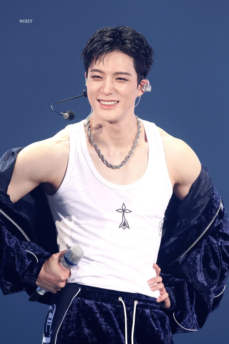 FashionistD's tweet photo. At the end of the most challenging and exciting part of THE CHAMPIONSHIP of FITNESS so far, you guysS have selected #JENO as THE FITTEST! 🤌❤️‍🔥✨ https://t.co/VhJwAMj1wt