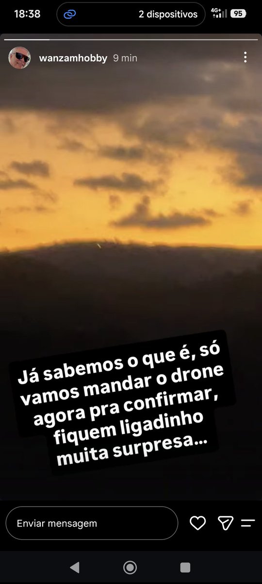 lisergiko's tweet photo. segundo esse piloto de drone já descobriu o que era as luzes que a gay do ovni filmou e tá mandando um drone lá https://t.co/3frYKg0oWG