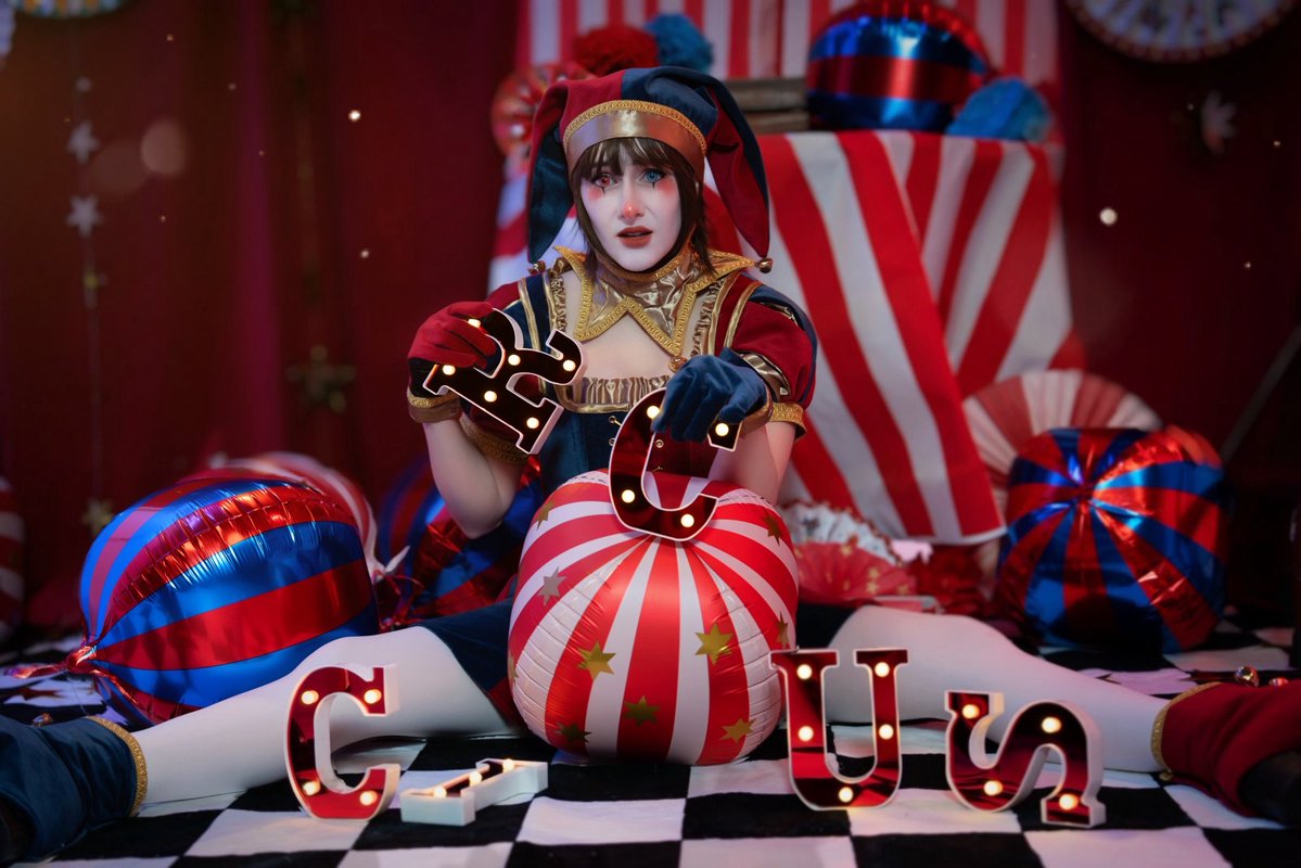 JuliaStunts's tweet photo. Happy The Amazing Digital Circus Day!! I’m ready to laugh &amp; cry 🎭 #tadc https://t.co/s6NtQ5ffdn