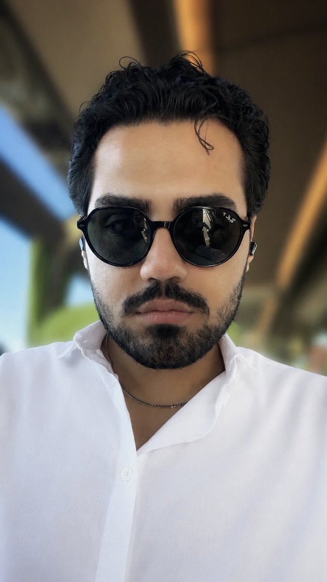 m8nnyx's tweet photo. سفیدِ خسته و‌درمانده https://t.co/qJldlnhUWJ