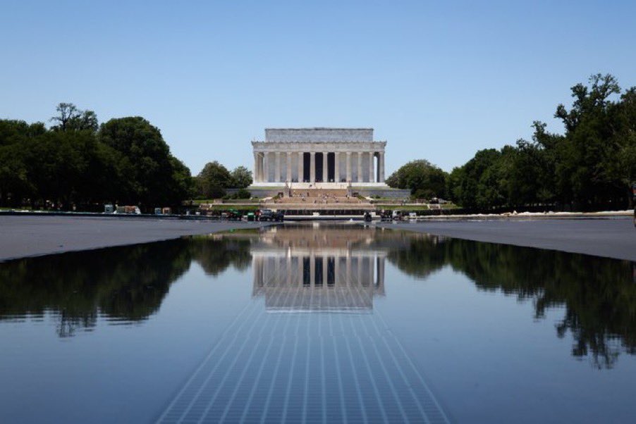 TheInsiderPaper's tweet photo. JUST IN - 'The water is ON, the Reflection Pool is reflecting, and D.C. is looking better than ever': White House https://t.co/mw98dJIyEm
