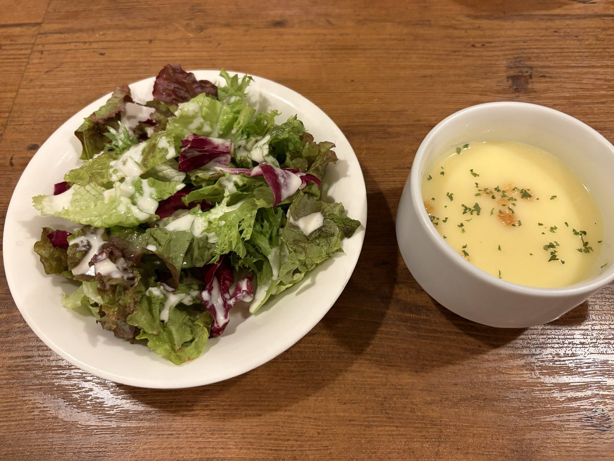 macrobi_diary's tweet photo. 1684日目

朝の体温
36.5

昼食(NORMAL)
・木の子とベーコンのマカロニグラタン

夕食(奥平商店)
・ビール
・北海道ザンギカリー https://t.co/szkdP5YP04