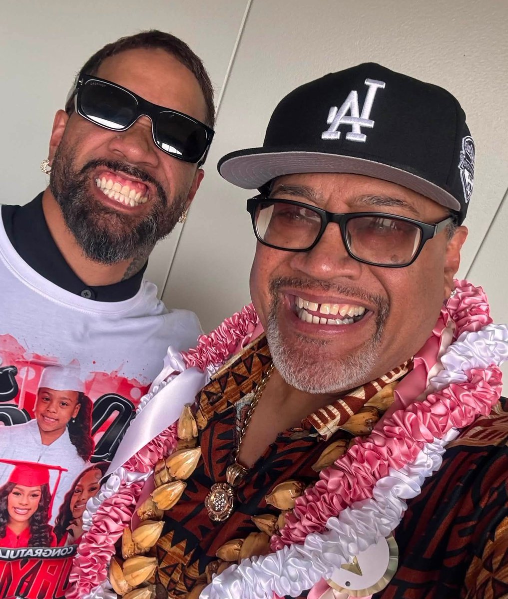 uceyusos's tweet photo. rikishi’s boysss https://t.co/2HXvhzQYIc