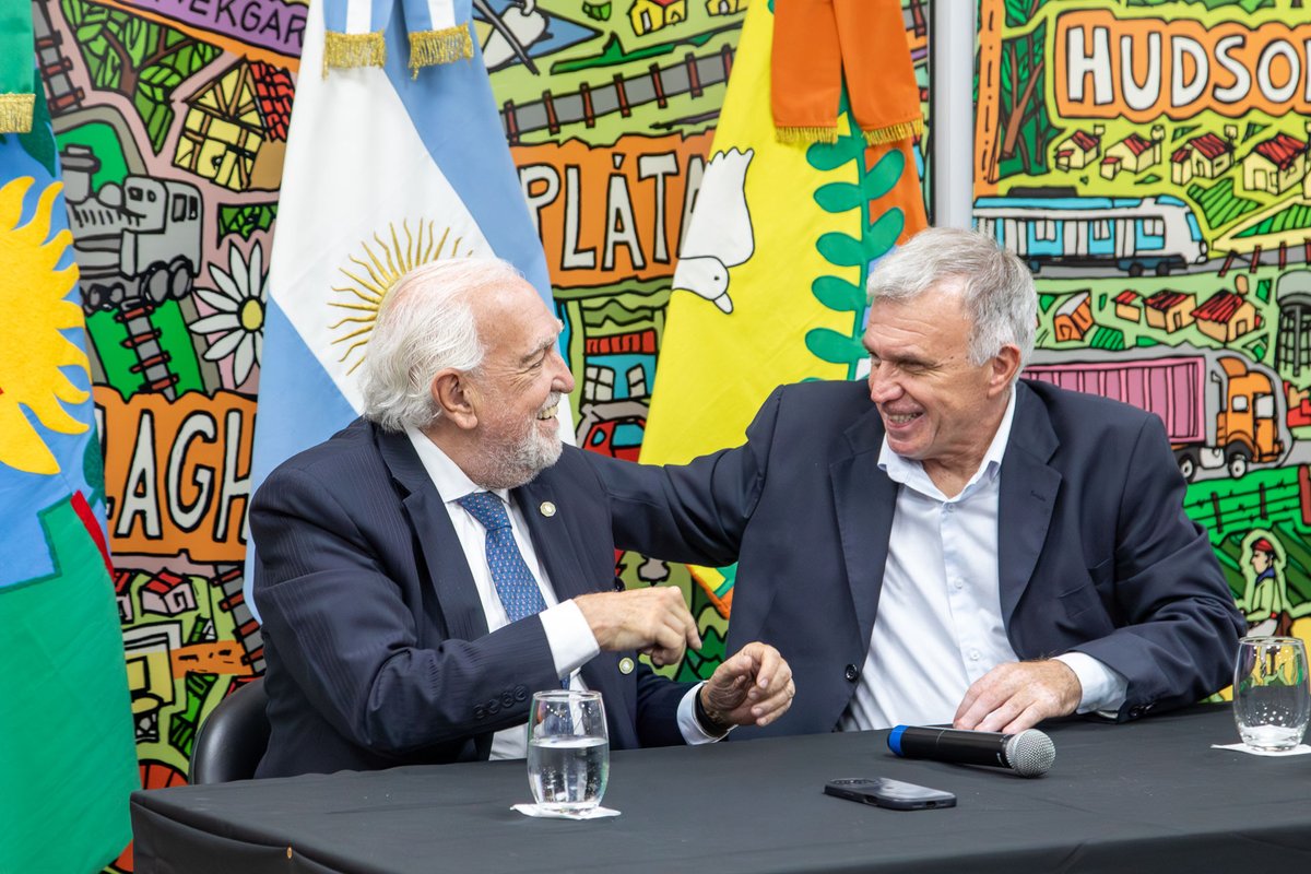 CarlosBalorBera's tweet photo. Recibimos al reconocido abogado y político argentino Dr. Ricardo Gil Lavedra, quien brindó la charla “Democracia y Derechos Humanos, a 50 años de la última dictadura cívico-militar en la Argentina”. https://t.co/ccv7pQE0QW