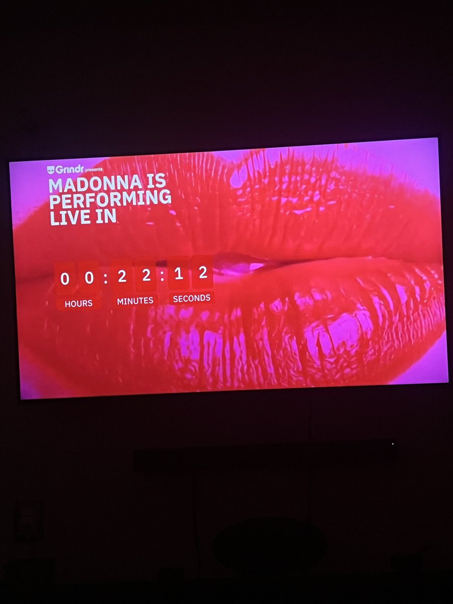 geovanhi's tweet photo. Ya casi #madonna https://t.co/8PQQ3muwbN