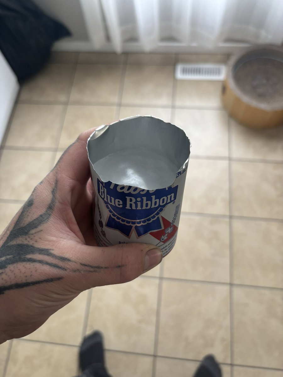 Strokelad's tweet photo. I’m being told this is the wrong way to make ice https://t.co/Yqe3C8Zi1Y
