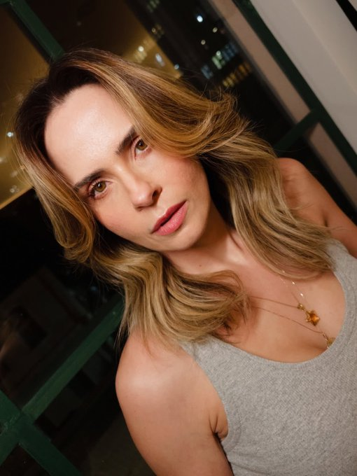 cchavinon's tweet photo. é de uma insanidade sem limites essa mulher mds fico doente https://t.co/HJXZsslzNz
