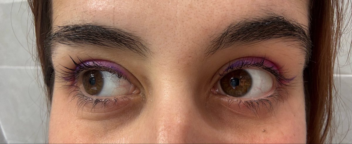 yoakeems's tweet photo. ruined my jax make up by bawling my fucking eyes out 💖🤙 #tadc https://t.co/oLMntanAh5
