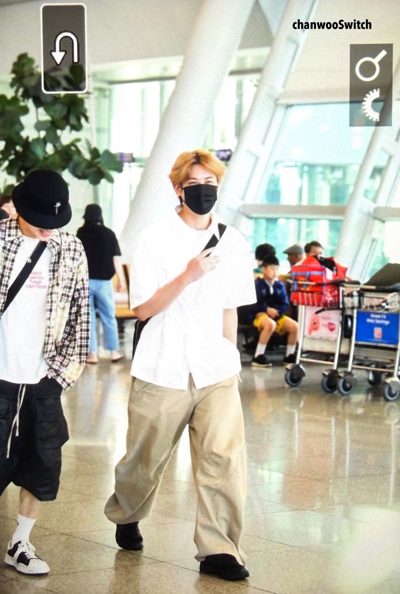 ChanwooSwitch's tweet photo. 260605 ICN

@iKON_chan_w000 
#iKON #CHANWOO #CHAN 
#아이콘 #정찬우 #찬우 #チャヌ https://t.co/Li4AHbHP5J