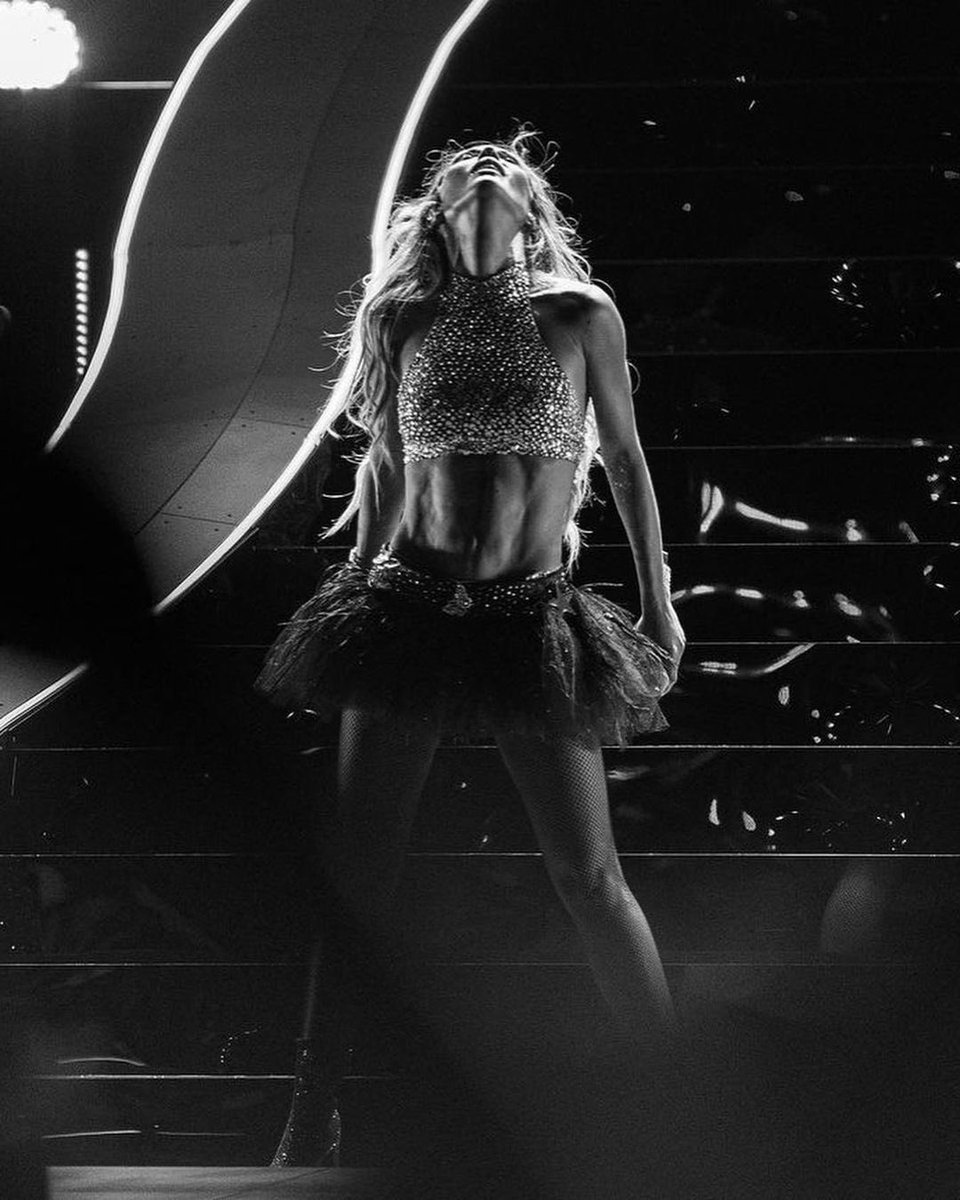 LaryAnahi's tweet photo. Eu não sou só fã, eu me inspiro nela todos os dias 💖@Anahi https://t.co/5j0wks7rSn