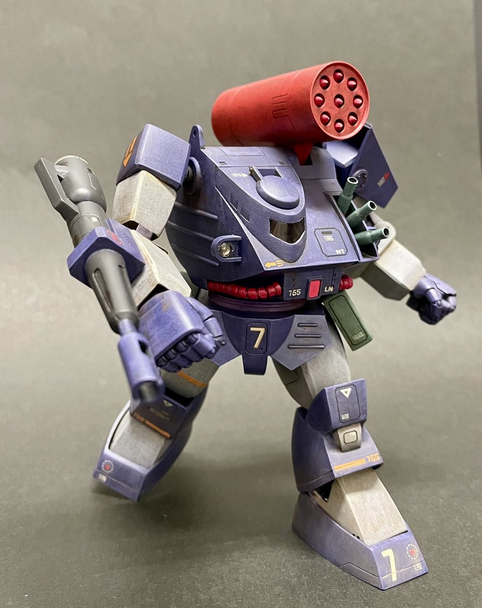 takachinmk2's tweet photo. おはようございます🌞
童友社バージョン1/72アイアンフットヘイスティ完成しました😊
アウトラインはほぼキットのまま、関節の変更改造（主に塗装の利便性のため）と手首の交換。塗装は水性塗料筆塗り後フラットコートしてフィルタリング。お手付きが一つ方付きました😁
#ダグラム　#旧キット https://t.co/KUk4KgzGst