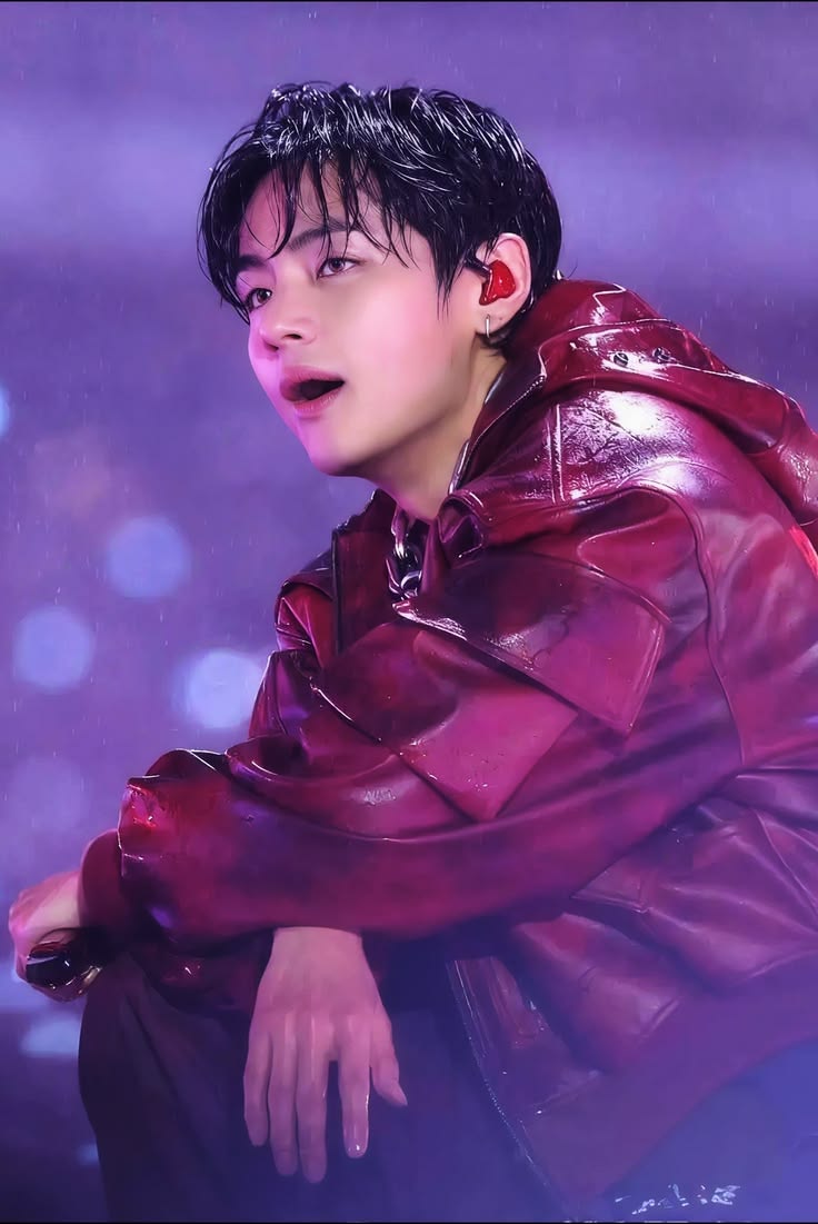 lltaestan's tweet photo. One of the most beautiful things about Taehyung is that his recognition never comes from talent alone 😭💜 Seeing hundreds of thousands of people interested in his personality and character shows how deeply admired he is for who he truly is. https://t.co/X1YaHdxQwB