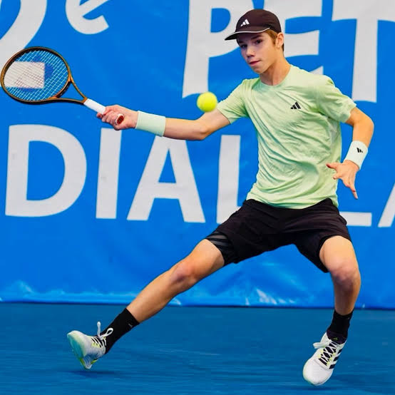 Arraya_Tennis tweet picture
