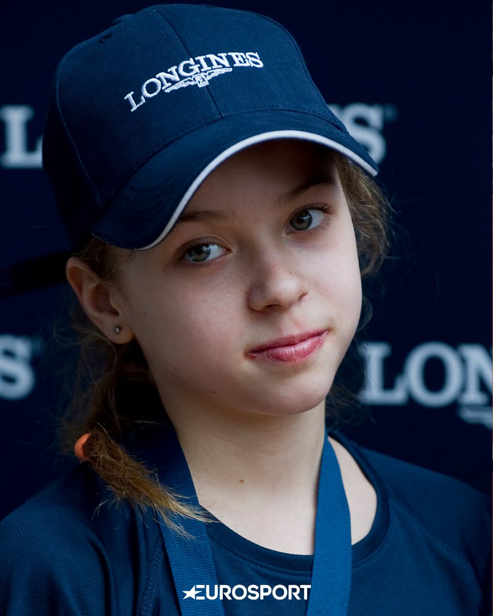 Eurosport_PL's tweet photo. ⏪ 2014 rok.

12-letnia Maja Chwalińska wygrywa polską edycję Longines Future Tennis Aces, w którym za zwycięstwo otrzymuje prawo startu w turnieju międzynarodowym, rozgrywanym... w Paryżu podczas #RolandGarros 🍂

WIERZCIE W SWOJE MARZENIA! 💫⋆.˚☁️

#RG2026 #JazdaMaja https://t.co/wWIuGpAtZr