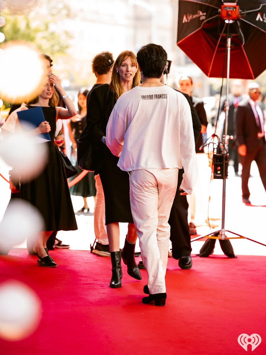 hudsonwupdates's tweet photo. More Hudson Williams back shots at the Bell Media Upfront 2026 red carpet! 

(via iheartradioca on Instagram) https://t.co/dwhQK97OOX